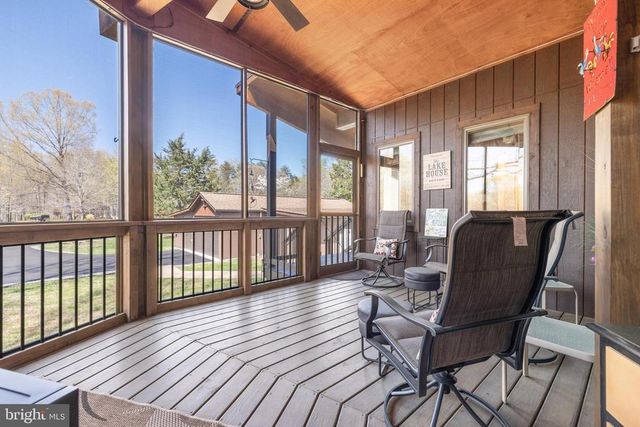 109 WHITE OAK DR, Mineral, VA 23117