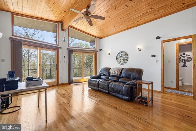109 WHITE OAK DR, Mineral, VA 23117