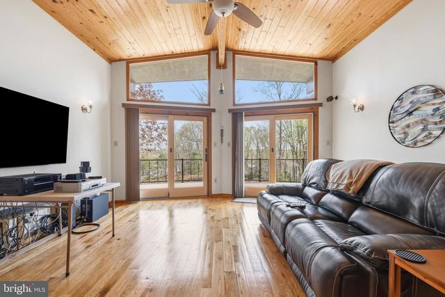 109 WHITE OAK DR, Mineral, VA 23117