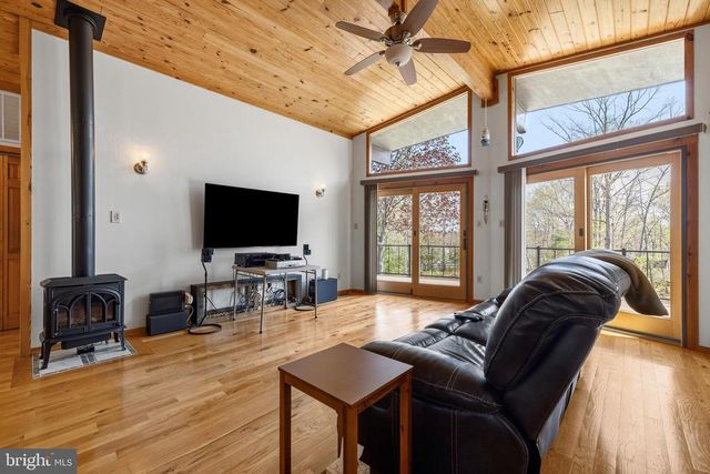 109 WHITE OAK DR, Mineral, VA 23117