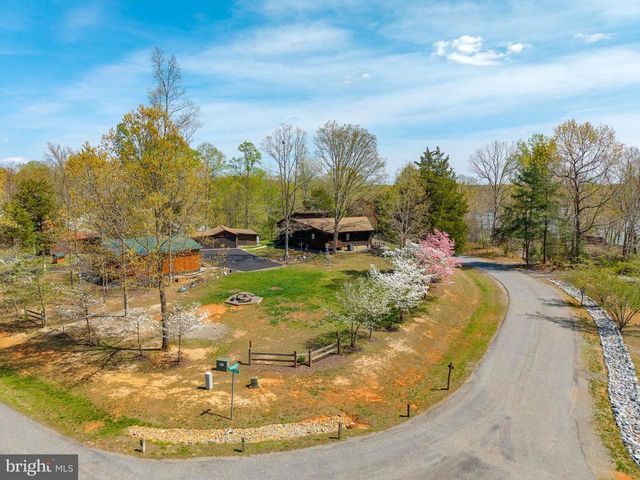 109 WHITE OAK DR, Mineral, VA 23117