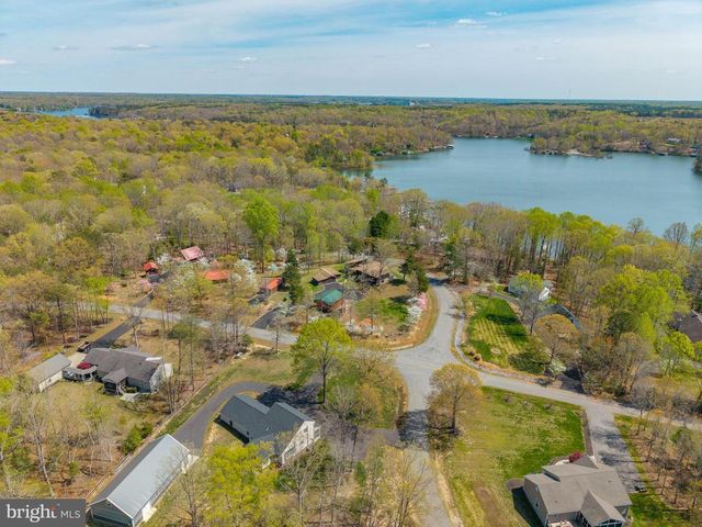 109 WHITE OAK DR, Mineral, VA 23117