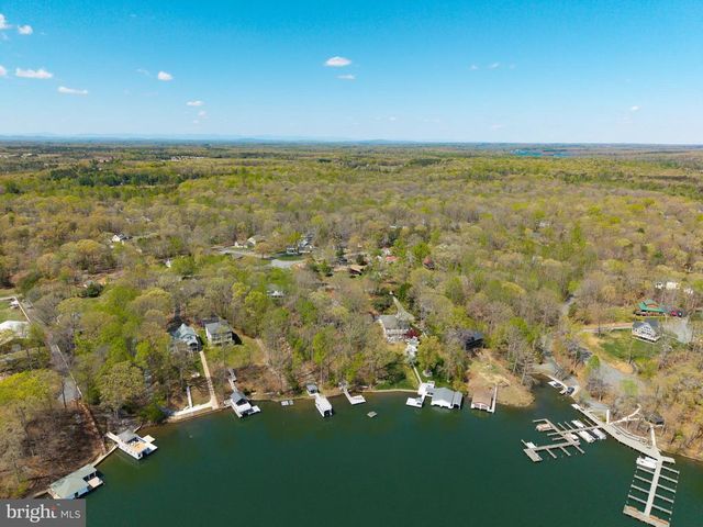 109 WHITE OAK DR, Mineral, VA 23117