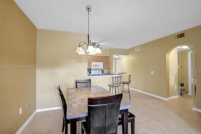 2409 Belmont Ln 2409, North Lauderdale, FL 33068