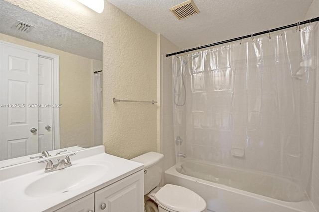 2409 Belmont Ln 2409, North Lauderdale, FL 33068