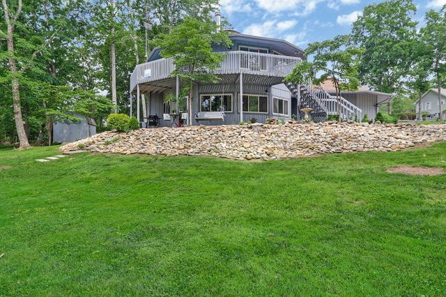 29 Sugarbush Ln, Crossville, TN 38558