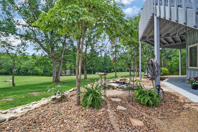 29 Sugarbush Ln, Crossville, TN 38558