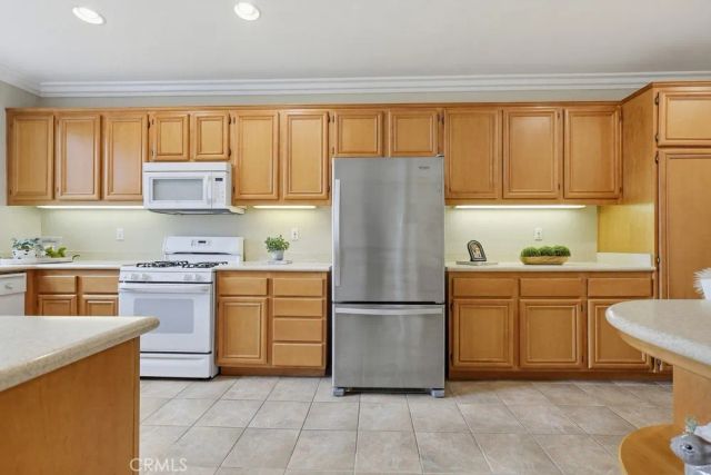 40 Bolinas 5, Irvine, CA 92602