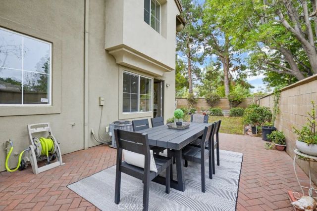 40 Bolinas 5, Irvine, CA 92602