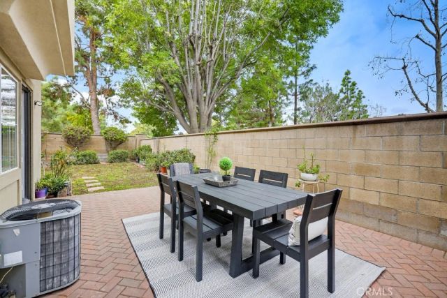 40 Bolinas 5, Irvine, CA 92602