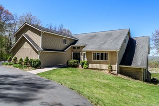 6 High Meadow Road, New Milford, CT 06776