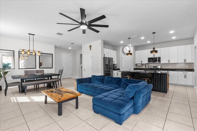 1343 GRASSLAND AVENUE, St Cloud, FL 34771