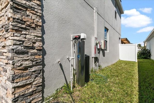 1343 GRASSLAND AVENUE, St Cloud, FL 34771