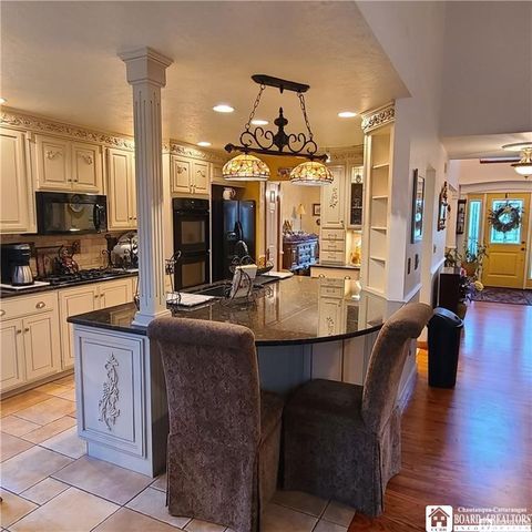 384 Flickerwood Road, Kane Boro, PA 16735