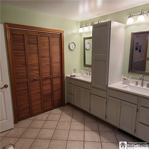 384 Flickerwood Road, Kane Boro, PA 16735