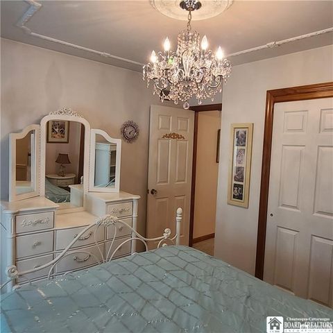 384 Flickerwood Road, Kane Boro, PA 16735