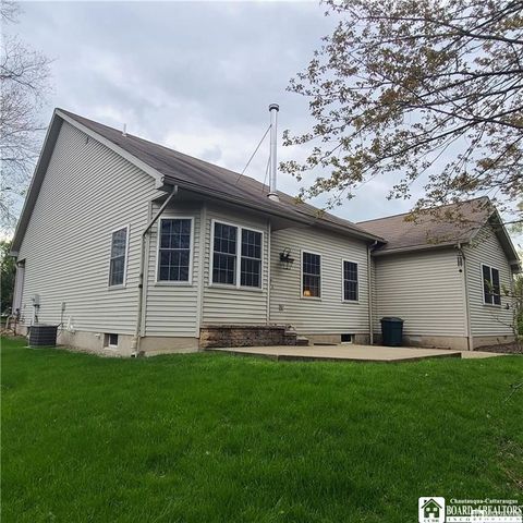 384 Flickerwood Road, Kane Boro, PA 16735