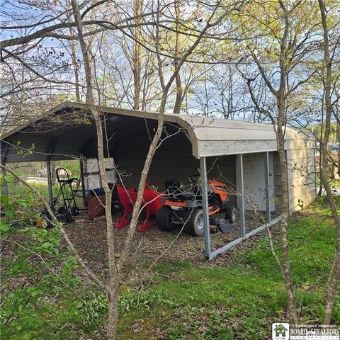 384 Flickerwood Road, Kane Boro, PA 16735