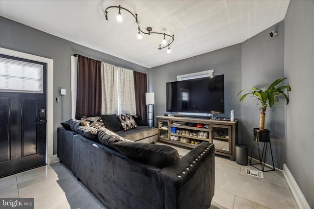 1212 LEIPER ST, Crum Lynne, PA 19022