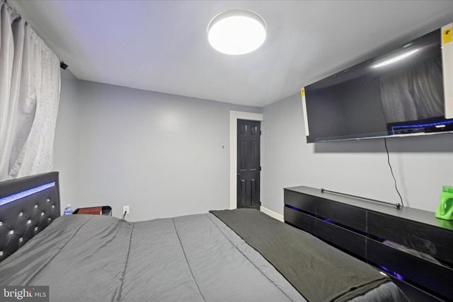 1212 LEIPER ST, Crum Lynne, PA 19022