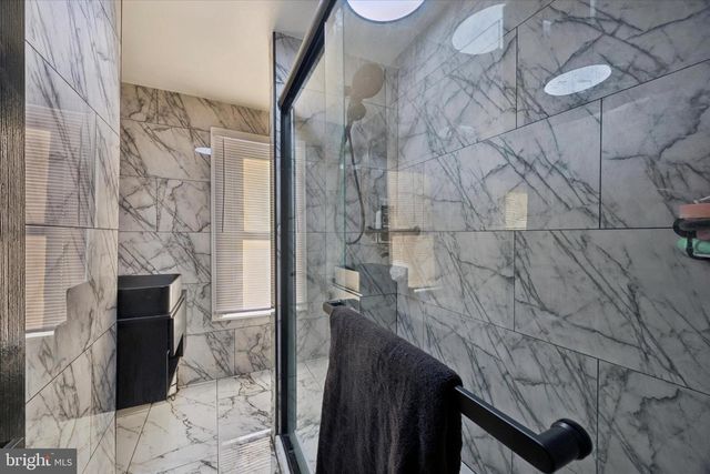 1212 LEIPER ST, Crum Lynne, PA 19022