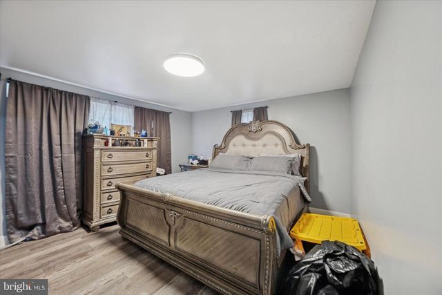 1212 LEIPER ST, Crum Lynne, PA 19022