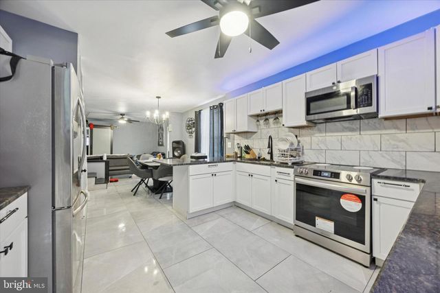 1212 LEIPER ST, Crum Lynne, PA 19022