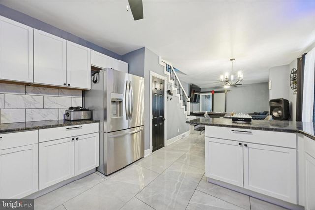 1212 LEIPER ST, Crum Lynne, PA 19022