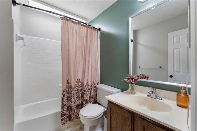 1104 Huntington SE Trace, Smyrna, GA 30082