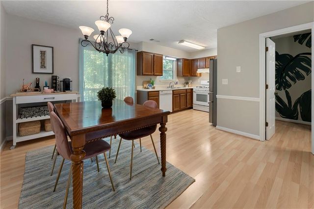 1104 Huntington SE Trace, Smyrna, GA 30082