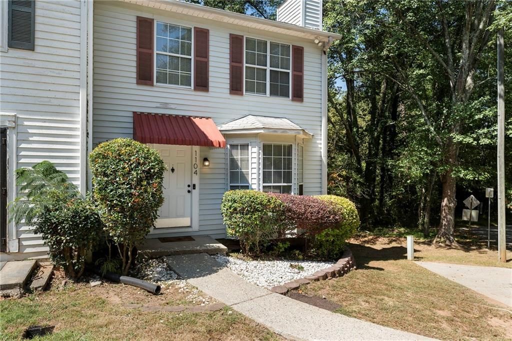1104 Huntington SE Trace, Smyrna, GA 30082