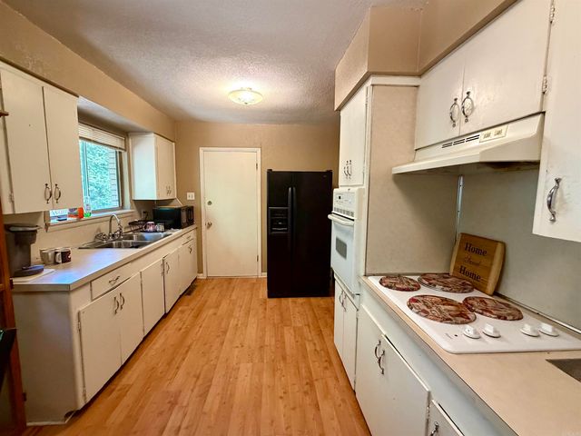 204 S Second Street, Benton, AR 72019