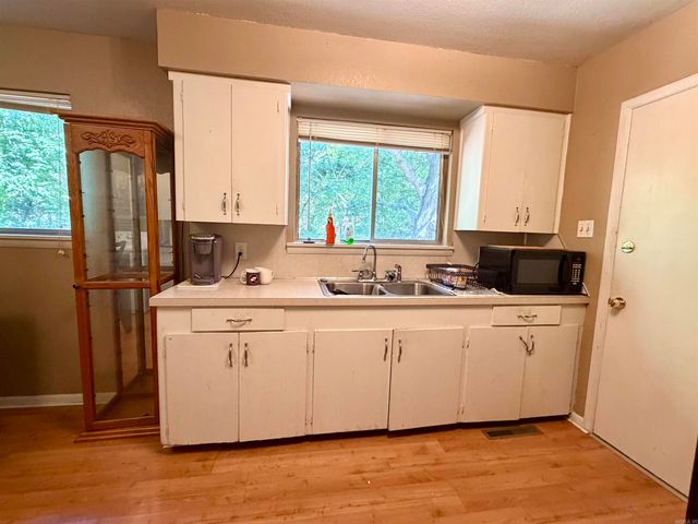 204 S Second Street, Benton, AR 72019