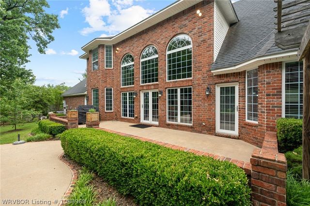 2948 Cliff Drive, Fort Smith, AR 72901