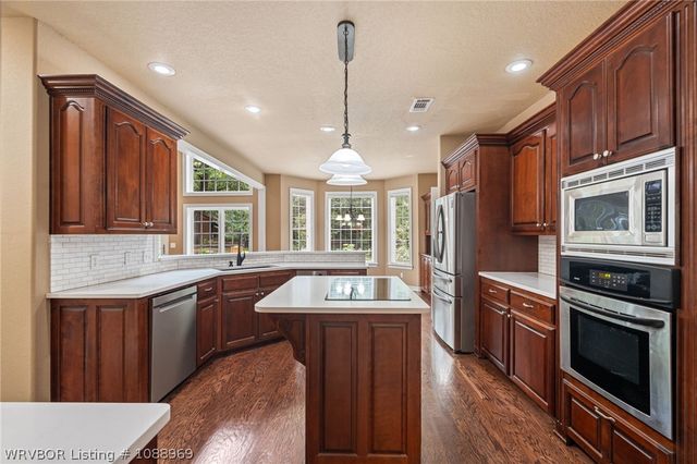 2948 Cliff Drive, Fort Smith, AR 72901