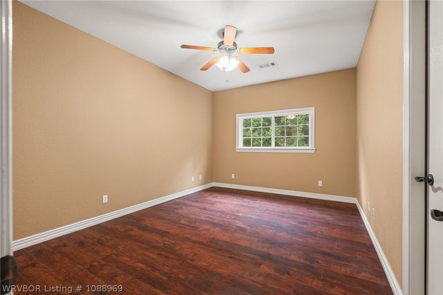 2948 Cliff Drive, Fort Smith, AR 72901