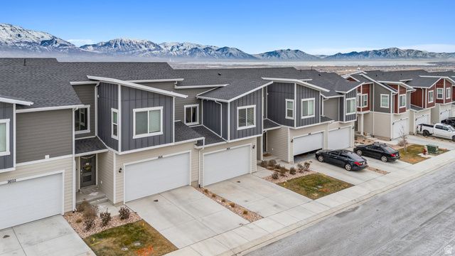 2014 N RED YEARLING DR, Saratoga Springs, UT 84045
