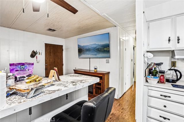 7101 Rosecrans Ave, Paramount, CA 90723