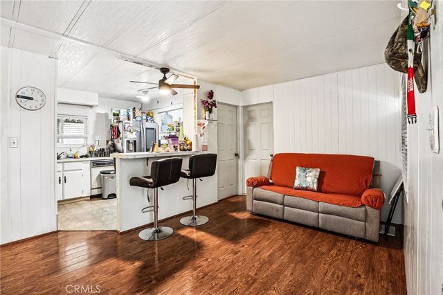 7101 Rosecrans Ave, Paramount, CA 90723