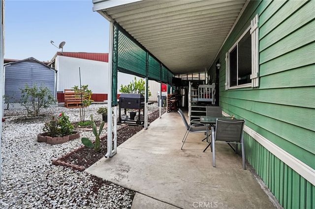 7101 Rosecrans Ave, Paramount, CA 90723