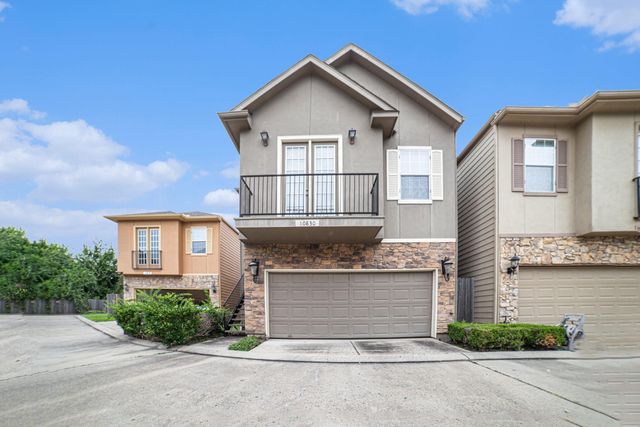 10830 Almeda Park Drive, Houston, TX 77045