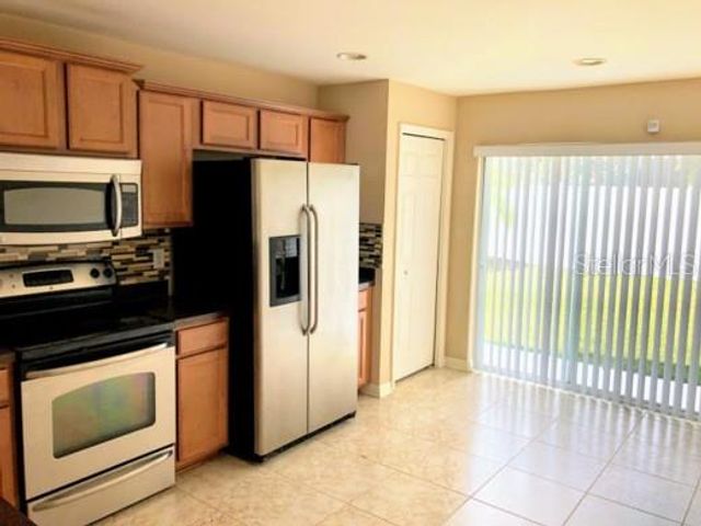8220 MIDNIGHT SUN COURT, Riverview, FL 33578