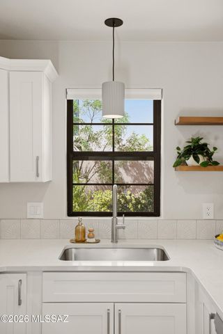 5326 N Paseo De La Terraza, Tucson, AZ 85750