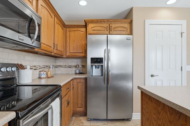 12816 Charenton Court, Fort Wayne, IN 46845