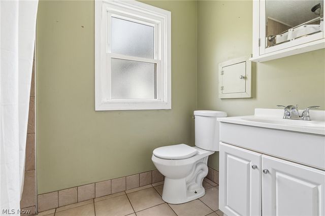 1932 7th Street, Cuyahoga Falls, OH 44221