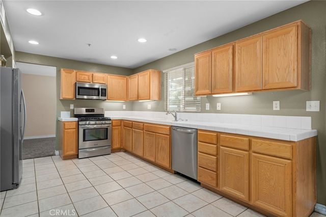 6158 Bel Air Drive, Fontana, CA 92336