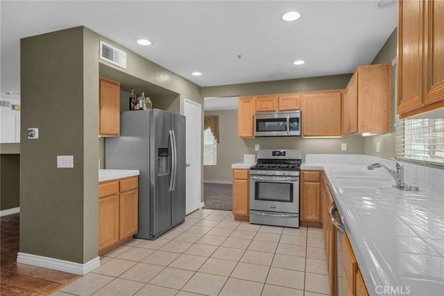 6158 Bel Air Drive, Fontana, CA 92336