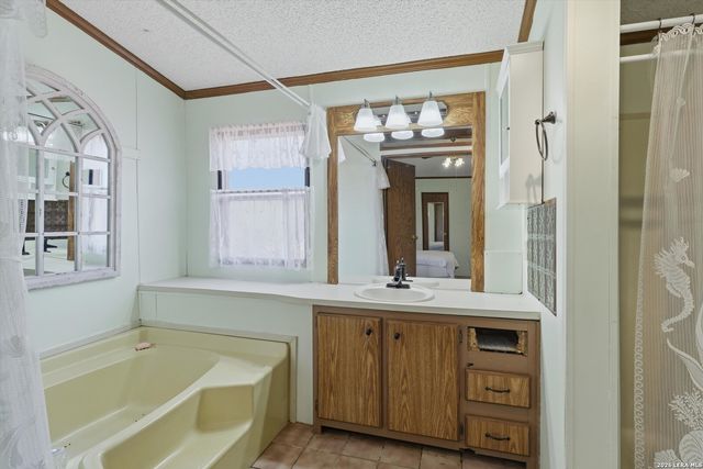 1030 Nightingale, Spring Branch, TX 78070