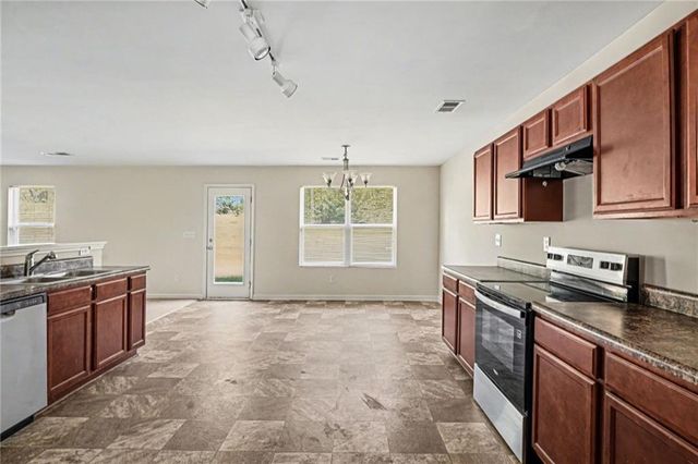 1160 Pebble Ridge Drive, Hampton, GA 30228