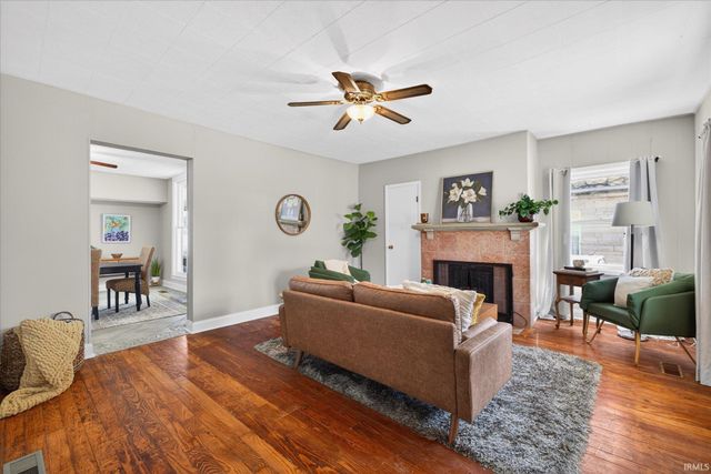 702 W Association Street, Ellettsville, IN 47429